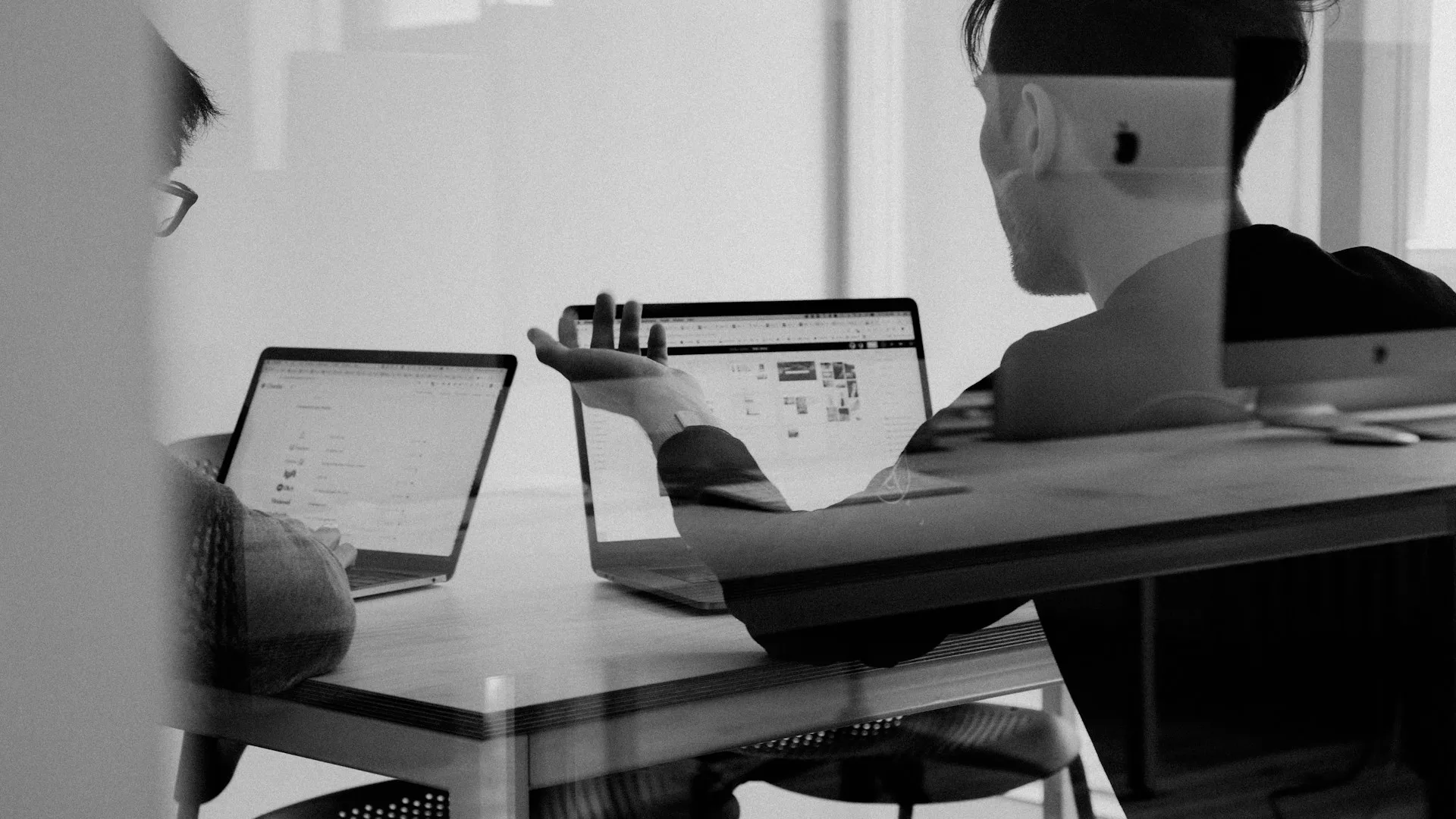 GR IT Services engineer providing remote IT support from the Business Bay service desk